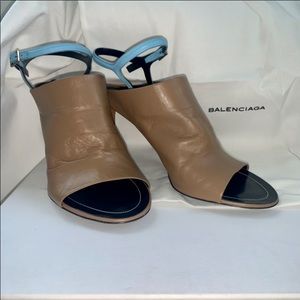 BALENCIAGA - STILETTOS
